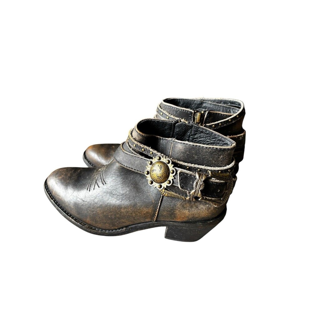 Circle G Buckle Stud Strap Leather Zip Western Cowgirl Ankle Boots, Booties 7.5